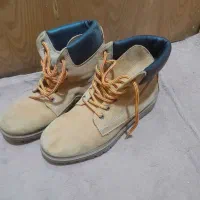 کفش|کیف، کفش، کمربند|اصفهان, خیادان|دیوار