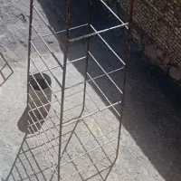 چهار پایه آهنی