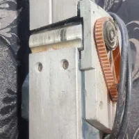 رنده نجاری دستی سالم کیفت خوب  قدیمی کننده می‌فهمه