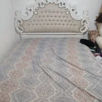 تخت و ناهارخوری