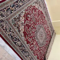 یک عدد گلیمفرش ۱۲ متری یک عدد فرش ۶متری کاملا سالم