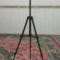 دوربین و پایه دوربین