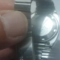 ساعت سیکو اصل ژاپنی ویک عدد بطری شیشه ای خارجی|ساعت|یزد, |دیوار