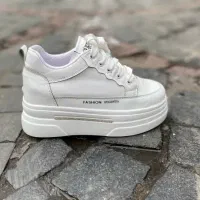 کتونی لژدار سفید