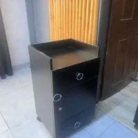 تجهیزات آرایشگاه|آرایشگاه و سالن‌های زیبایی|شیراز, پودنک|دیوار