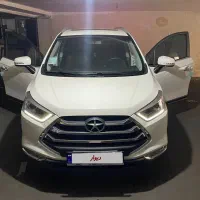 جک s3 کاملا تمیز و نو 1401