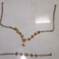 گردنبند و دستبند