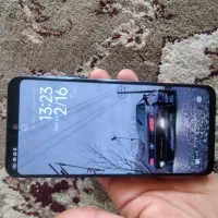 گوشی پکو ام ۴