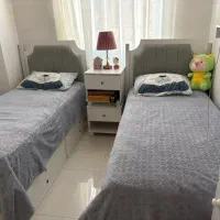 دو عدد تخت یک نفره