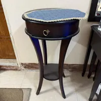 میز تلفن و میز آرایش