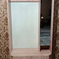 جاکفشی و جا لباس