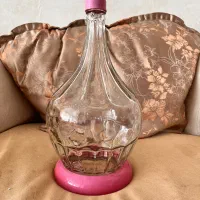 بانکه بزرگ شیشه ای