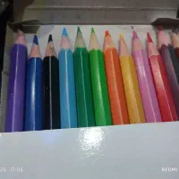 فروش مداد رنگی و مداد سیاه
