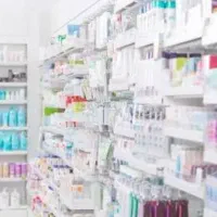 استخدام نیرو آرایشی داروخانه با روابط عمومی بالا