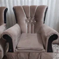 فروش مبل راحتی هفت نفره دست دوم|مبلمان خانگی و میز عسلی|طرقبه, |دیوار