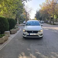 تارا دنده ای،مدل ۱۴۰۱