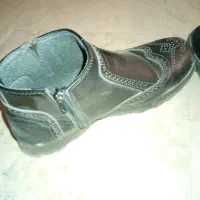 نیم بوت چرم