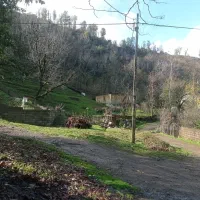 خانه-باغ-کوهپایه-ای-با-امتیازات-کامل-در-دل-کوه