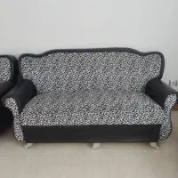 فروش فوری مبل تمیز چرم به علت مهاجرت|مبلمان خانگی و میز عسلی|بندر انزلی, مسکن مهر|دیوار