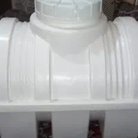 فروش تانکر350لیتری پلاستیکی در حد نو