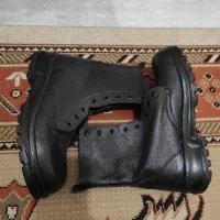 پوتین سایز 42