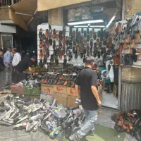 انبار دار کفش فروشی بازار