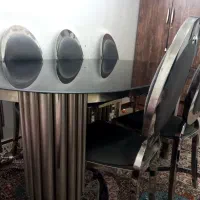 میز ناهارخوری و صندلی
