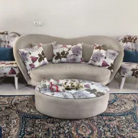 یک دست مبل ۷نفره راحتی در حد نو سالمه سالم