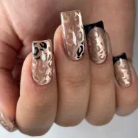 آموزش کاشت ناخن