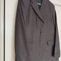 کت شلوار در حد نو نو رنگش ت عکس بور افتاده سایز۵۲