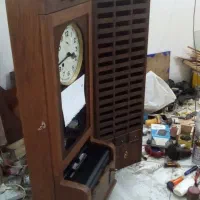 ساعت تابوتی|کلکسیون اشیاء عتیقه|مشهد, هفت تیر (آب و برق)|دیوار