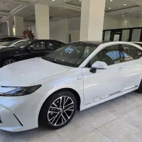 کمری LE ژاپن 2025