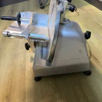 ترازو و کالباس بر ایتالیایی|فروشگاه و مغازه|لولمان, |دیوار