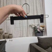 ۷۸ عدد چوب کار گیره دار ( هنگر )