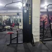 باشگاه بدنسازی دسته دوم