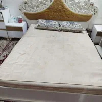 تخت خواب تشک دار