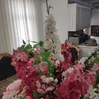 گلدان شیک وسالم همراه بیش از ۲۰شاخه گل مصنوعی زیبا|گل مصنوعی|تهران, ائمه اطهار|دیوار
