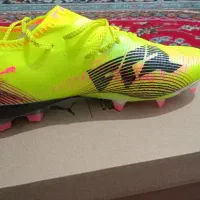 کفش فوتبالی استوک دار