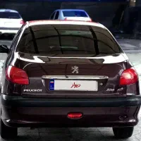 206 اتوماتیک V9