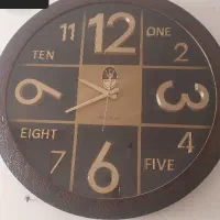 ساعت دیواری بزرگ