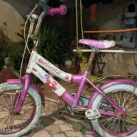 دوچرخه صورتی