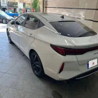 کی ام سی j7مدل ۱۴۰۲