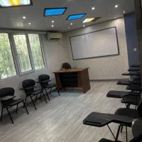 اجاره کلاسهای آموزشی|اجارهٔ کوتاهمدت دفتر کار و فضای آموزشی|کرج, عظیمیه|دیوار