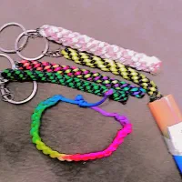 دستبند و جاکلیدی