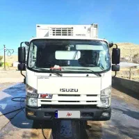ایسوزو 8تن مدل 95هم با یخچال وشاسی و اتاقی