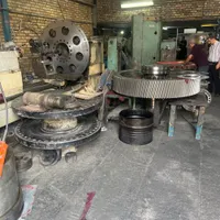 کارگر ساده و نیروی فنی