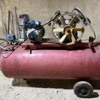 پمپ باد ۲۰۰ لیتری تک فاز