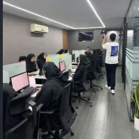 استخدام منشی خانم