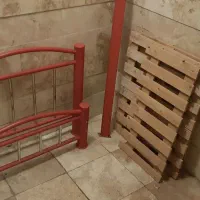 تخت فلزی یک‌نفره با کفی نو