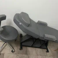 تخت مژه و تتو همراه با صندلی استادکار/میز ناخن